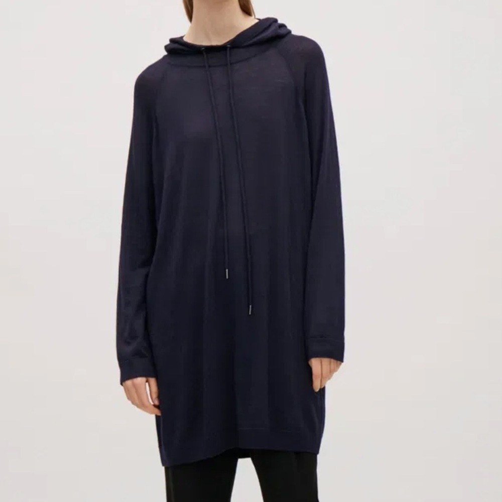 COS. Long Hood Jumper 100% merino wool